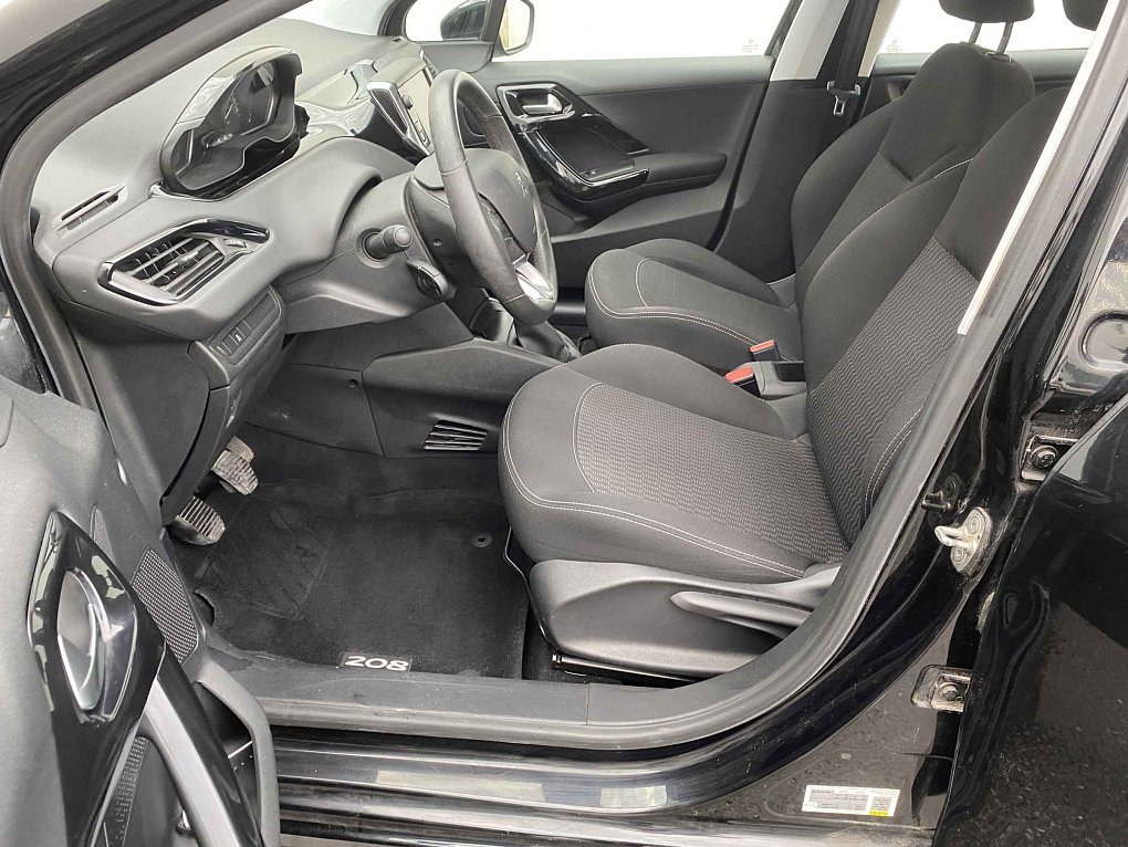 Peugeot 208 1.2PT Active