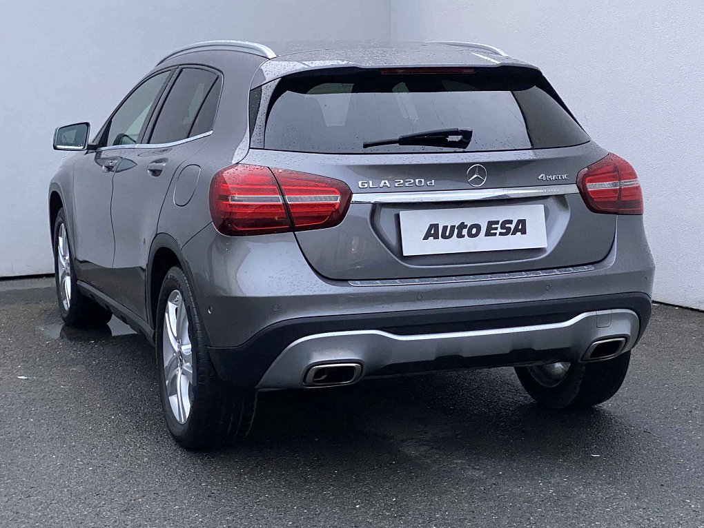 Mercedes-Benz GLA 2.2 CDi  4Matic