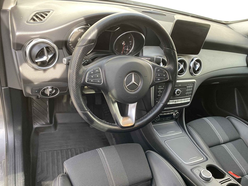Mercedes-Benz GLA 2.2 CDi  4Matic