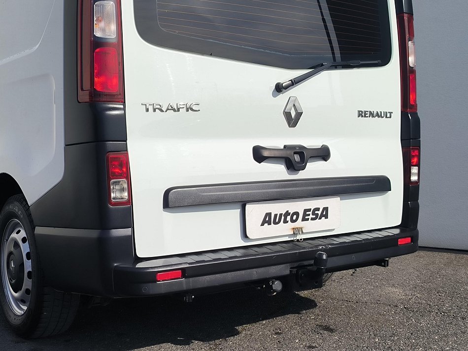 Renault Trafic 1.6dCi  DÍLNA SORTIMO