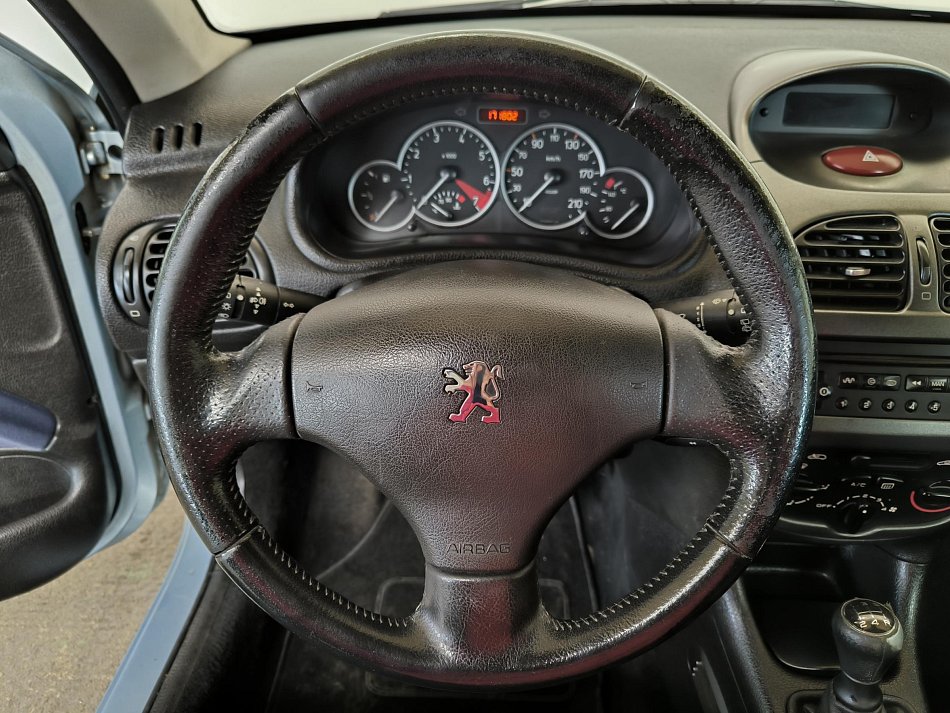 Peugeot 206 1.4i 
