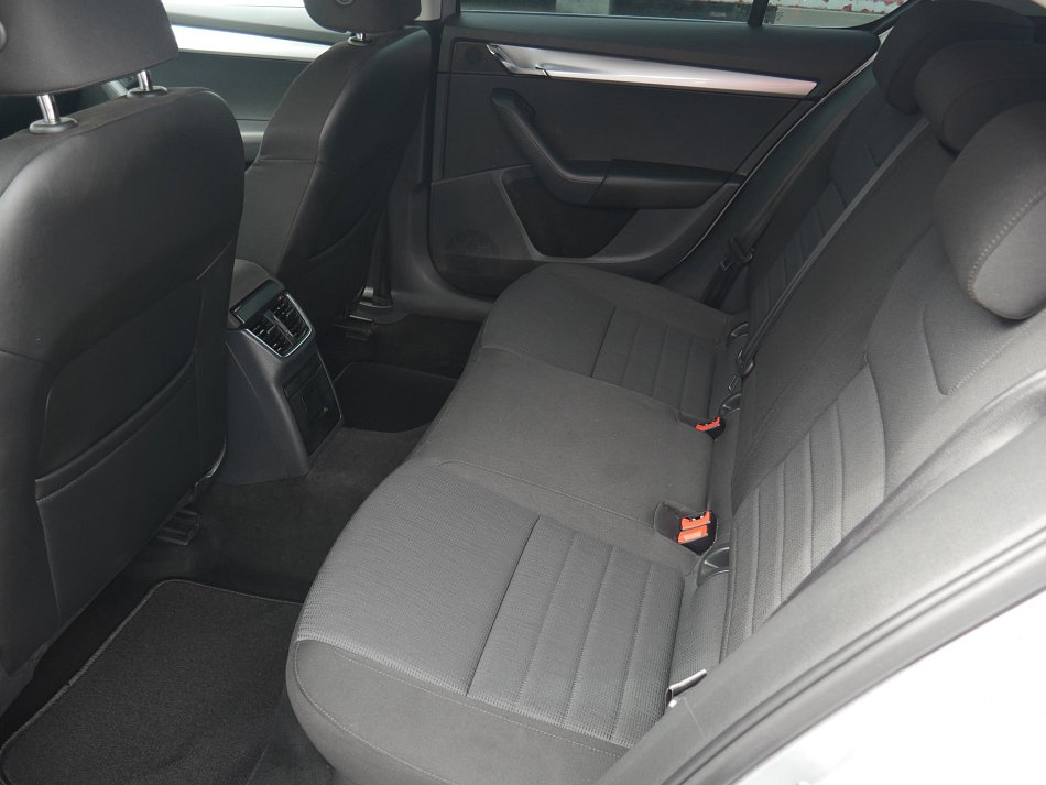 Škoda Octavia III 1.2 TSi Elegance