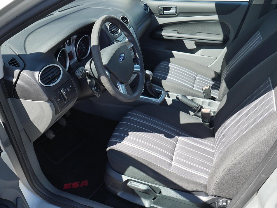 Ford Focus 1.6i 