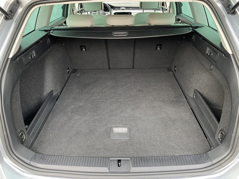 Volkswagen Passat 2.0 TDI Elegance