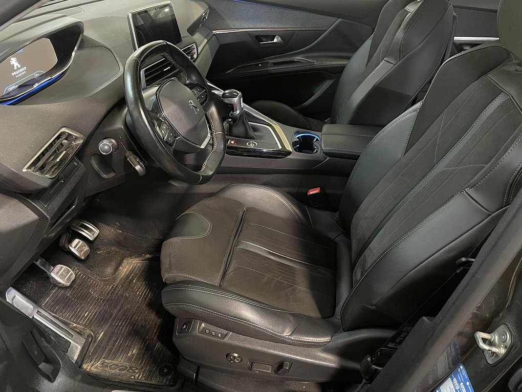 Peugeot 5008 1.5 HDi Crossway