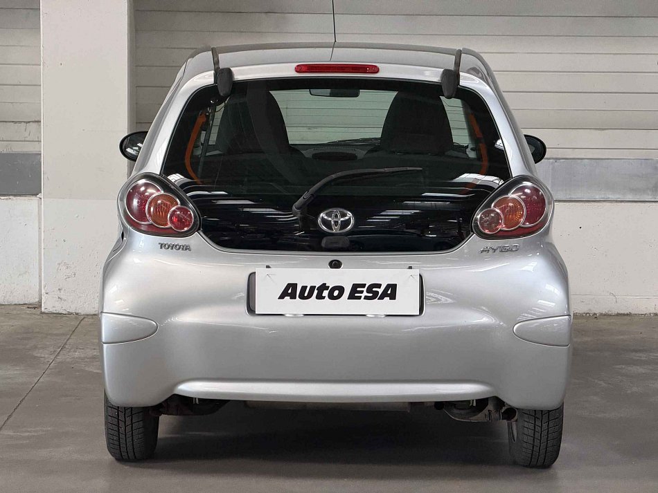 Toyota Aygo 1.0i 