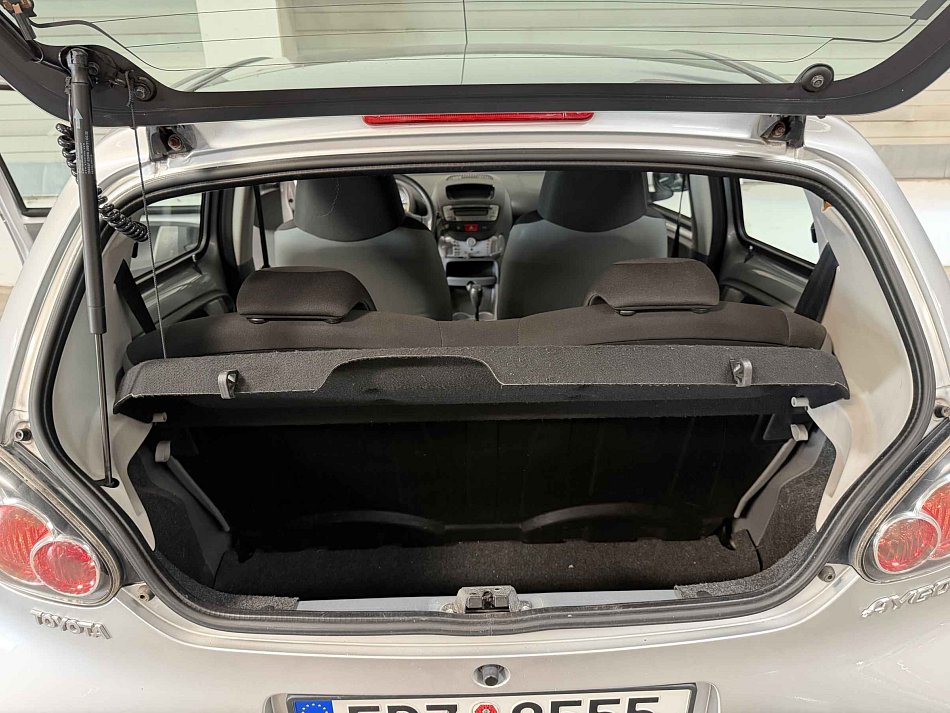 Toyota Aygo 1.0i 