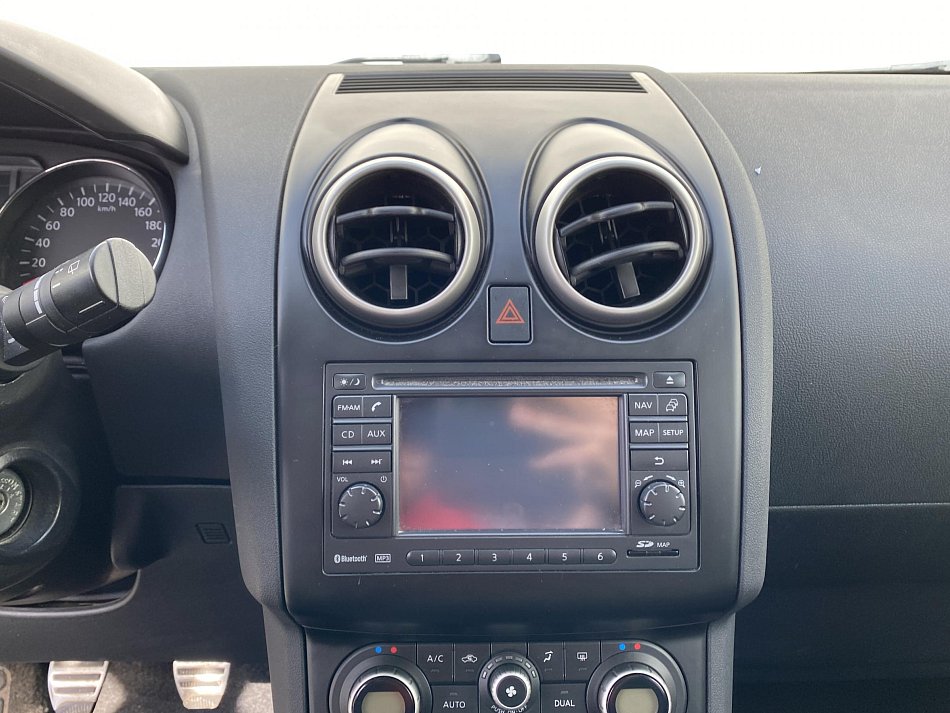 Nissan Qashqai 2.0 dCi 