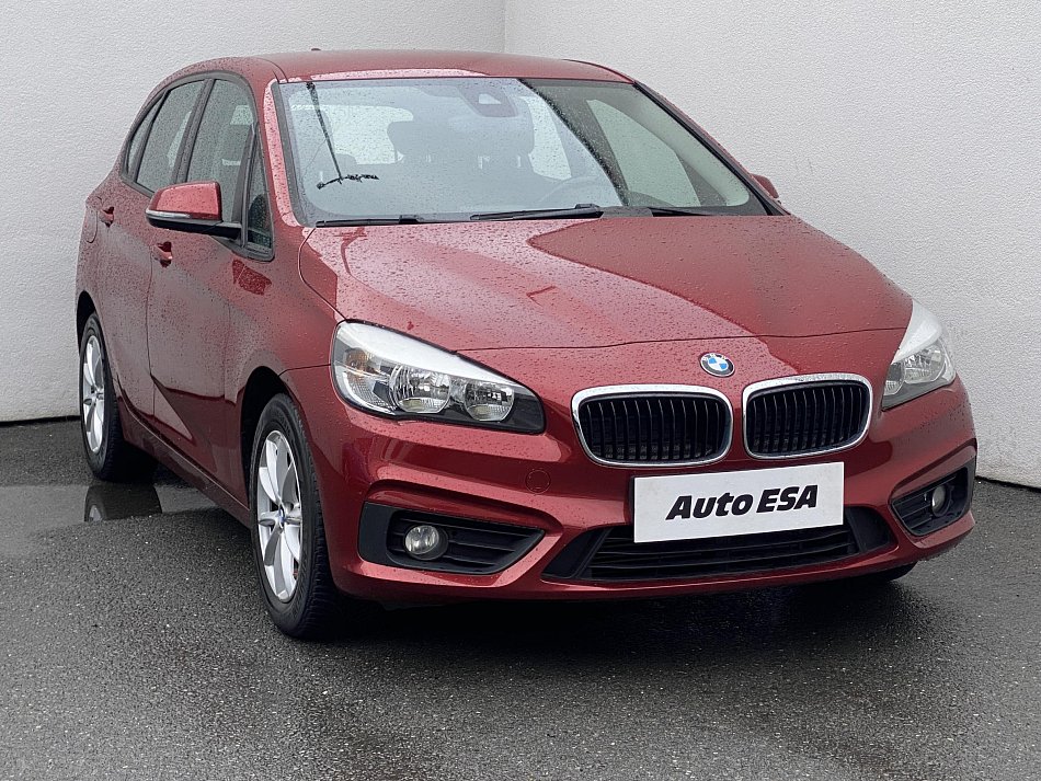 BMW Řada 2 1.5i 