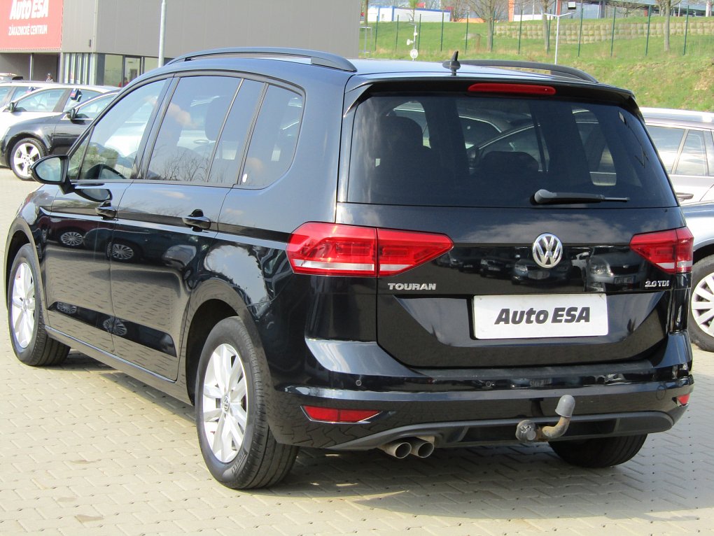 Volkswagen Touran 2.0 TDi 