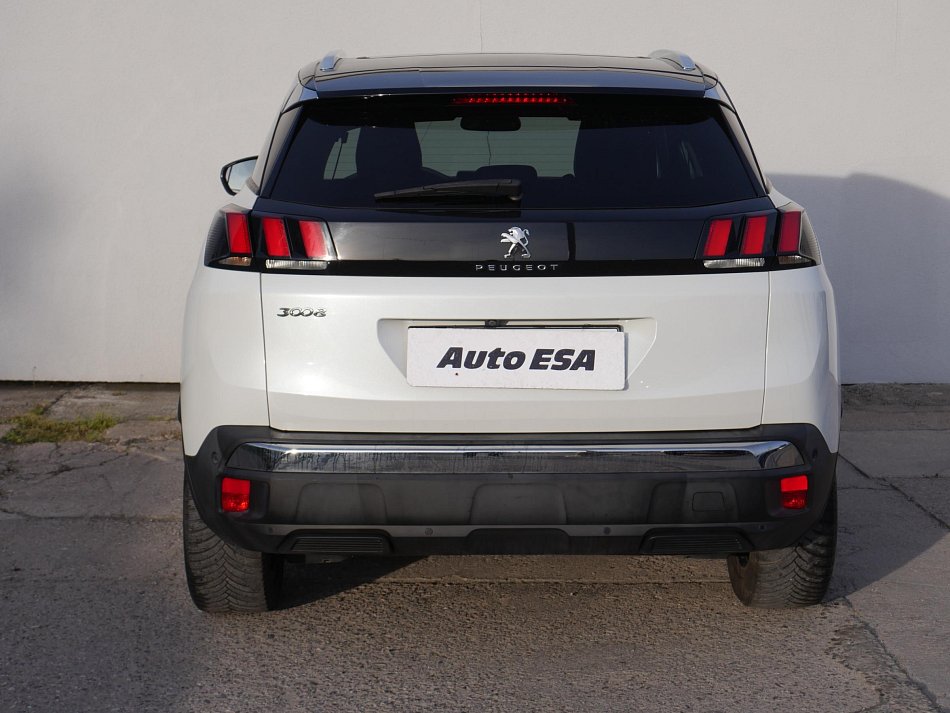 Peugeot 3008 1.2 PT 