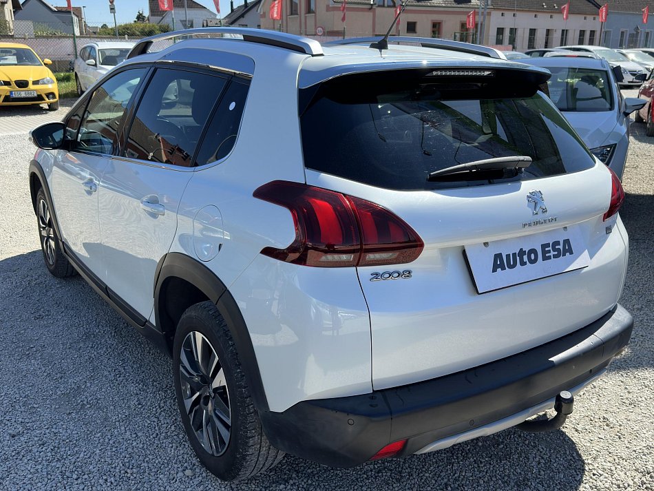 Peugeot 2008 1.2PT 