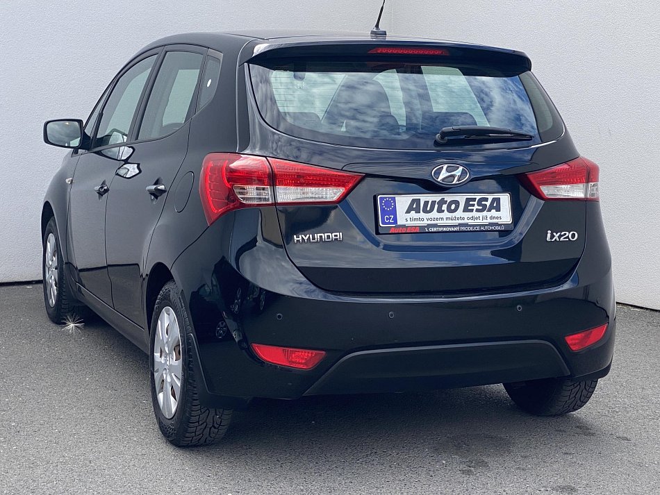 Hyundai Ix20 1.4 i 