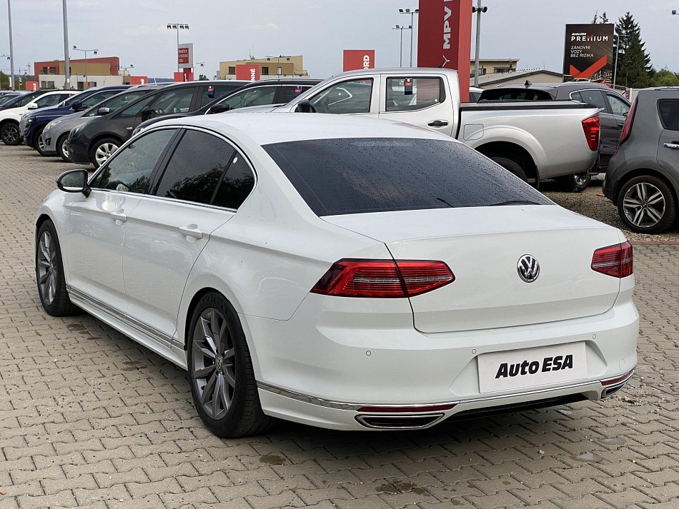 Volkswagen Passat 2.0 TDi Highline