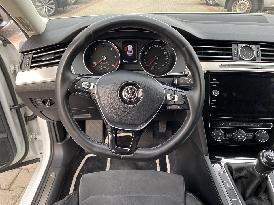 Volkswagen Passat 2.0 TDi Highline