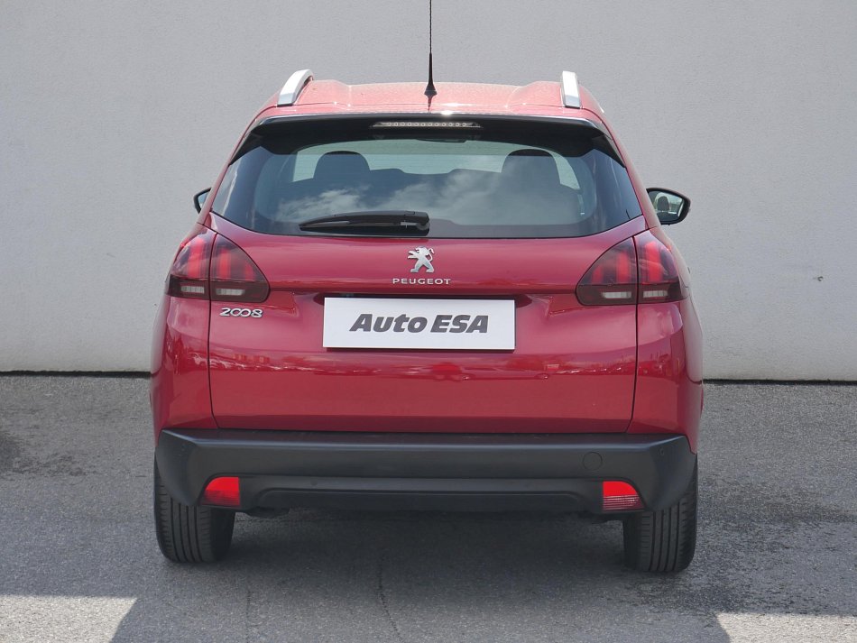 Peugeot 2008 1.2PT 