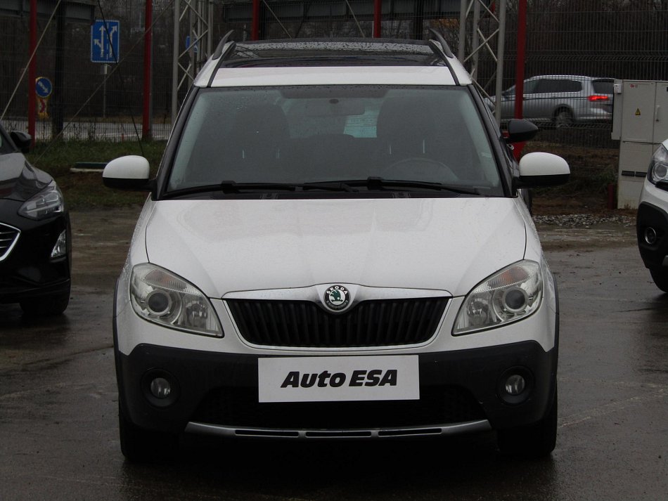Škoda Roomster 1.2 TSi Scout