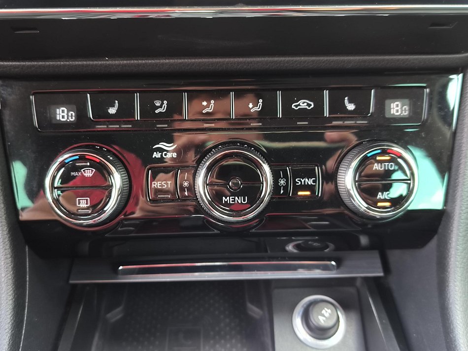 Škoda Superb III 2.0TDi Ambition