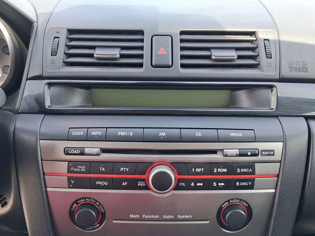 Mazda 3 2.0i 