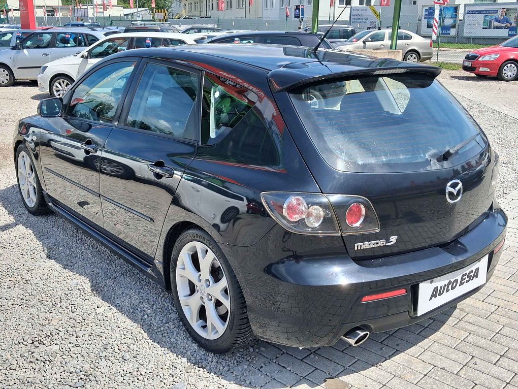 Mazda 3 2.0i 