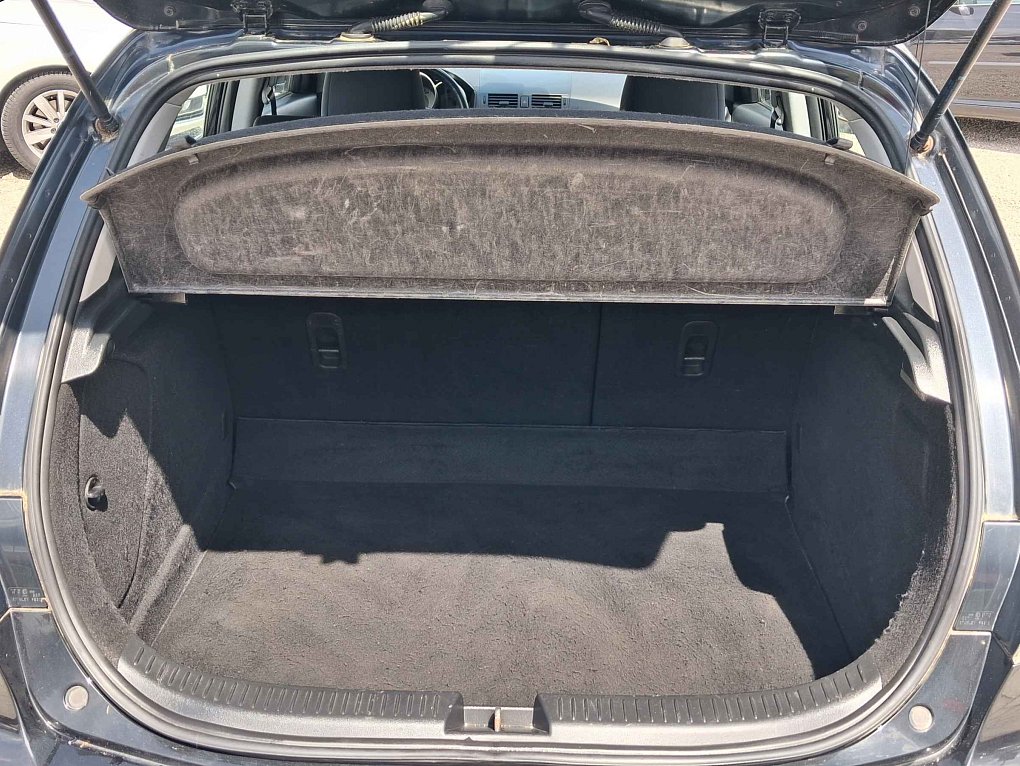 Mazda 3 2.0i 