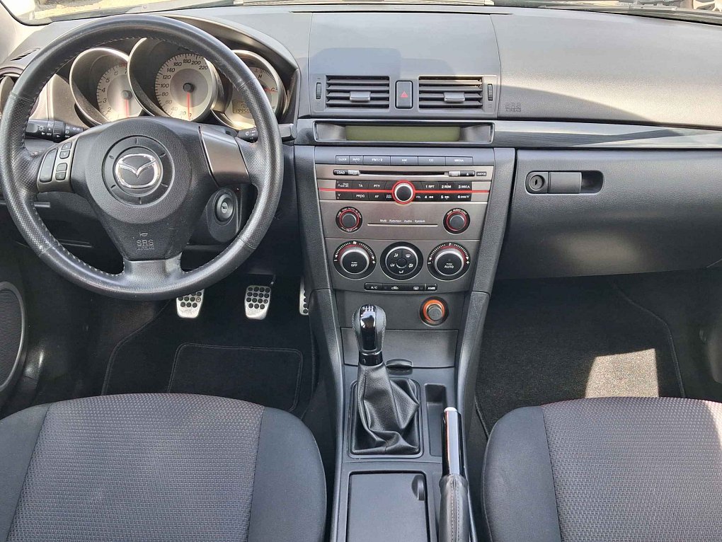 Mazda 3 2.0i 
