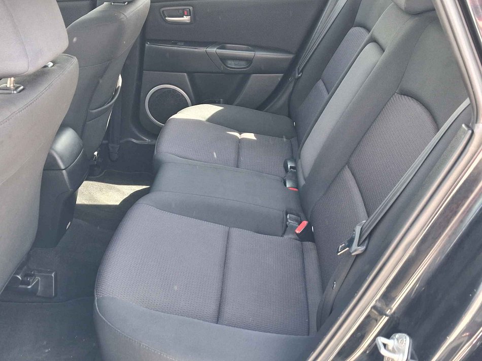 Mazda 3 2.0i 
