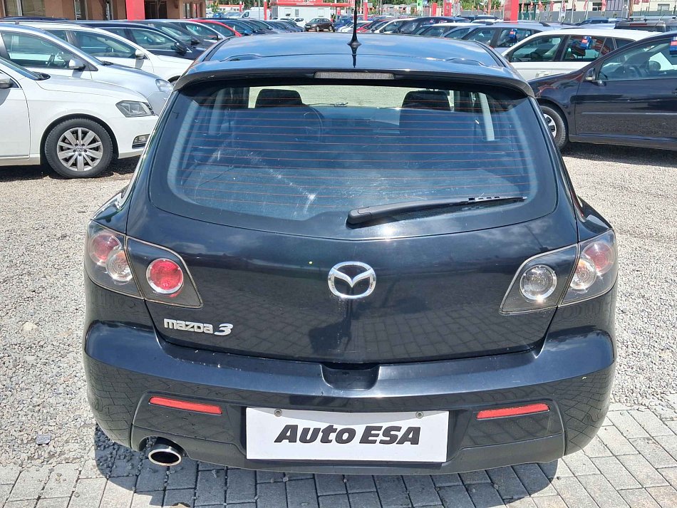 Mazda 3 2.0i 