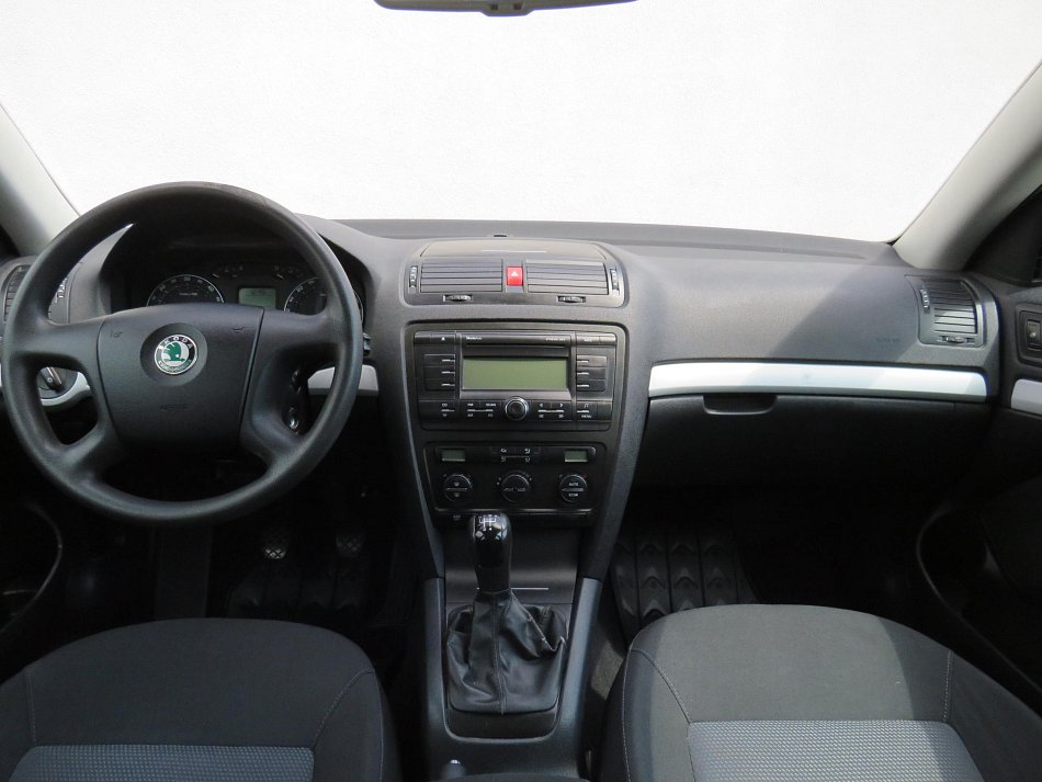 Škoda Octavia II 1.9TDi Ambiente