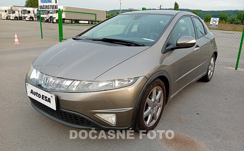 Honda Civic 1.8 I-VTEC 