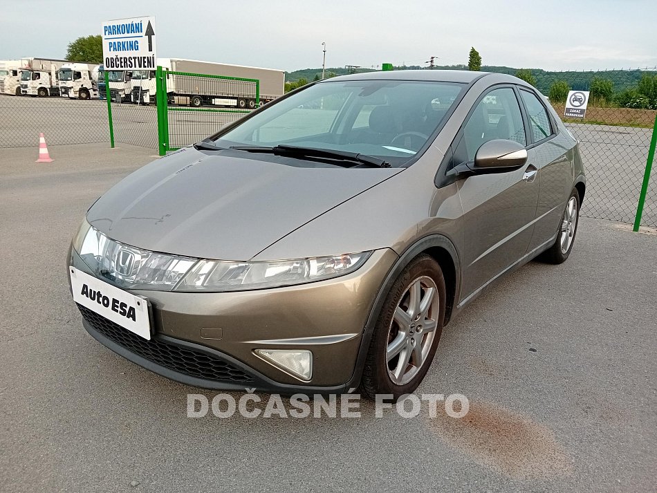 Honda Civic 1.8 I-VTEC 