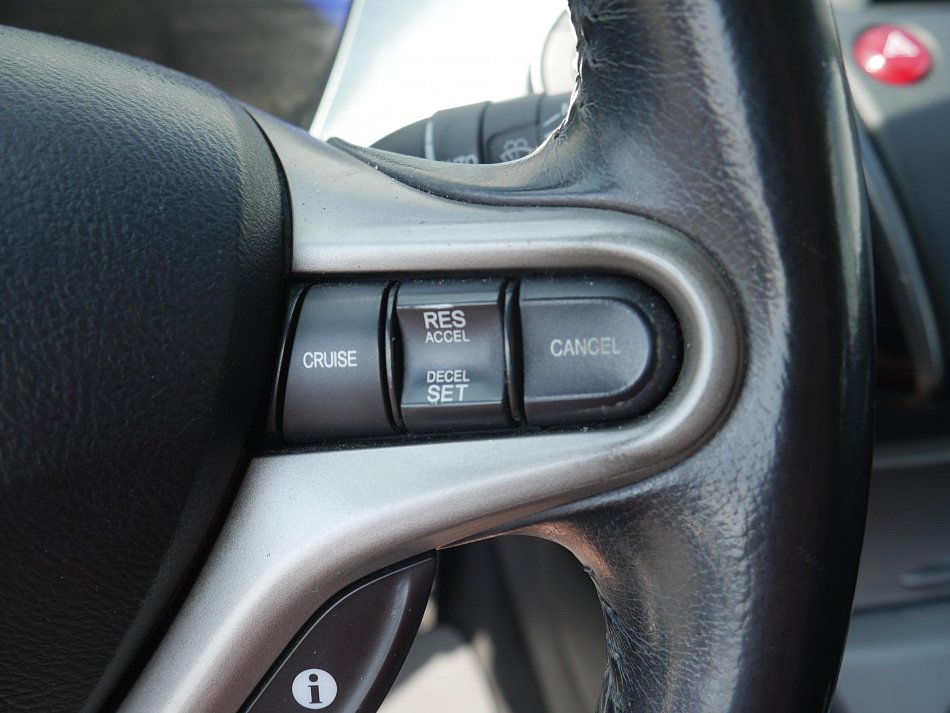 Honda Civic 1.8 I-VTEC 