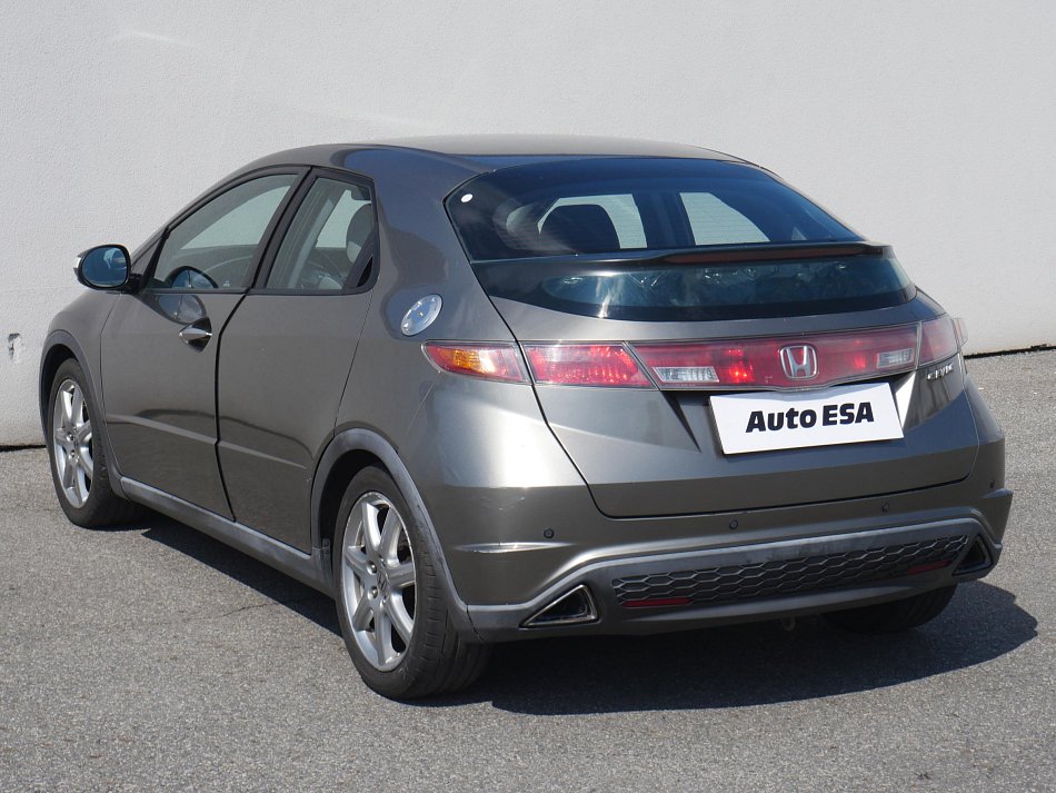 Honda Civic 1.8 I-VTEC 