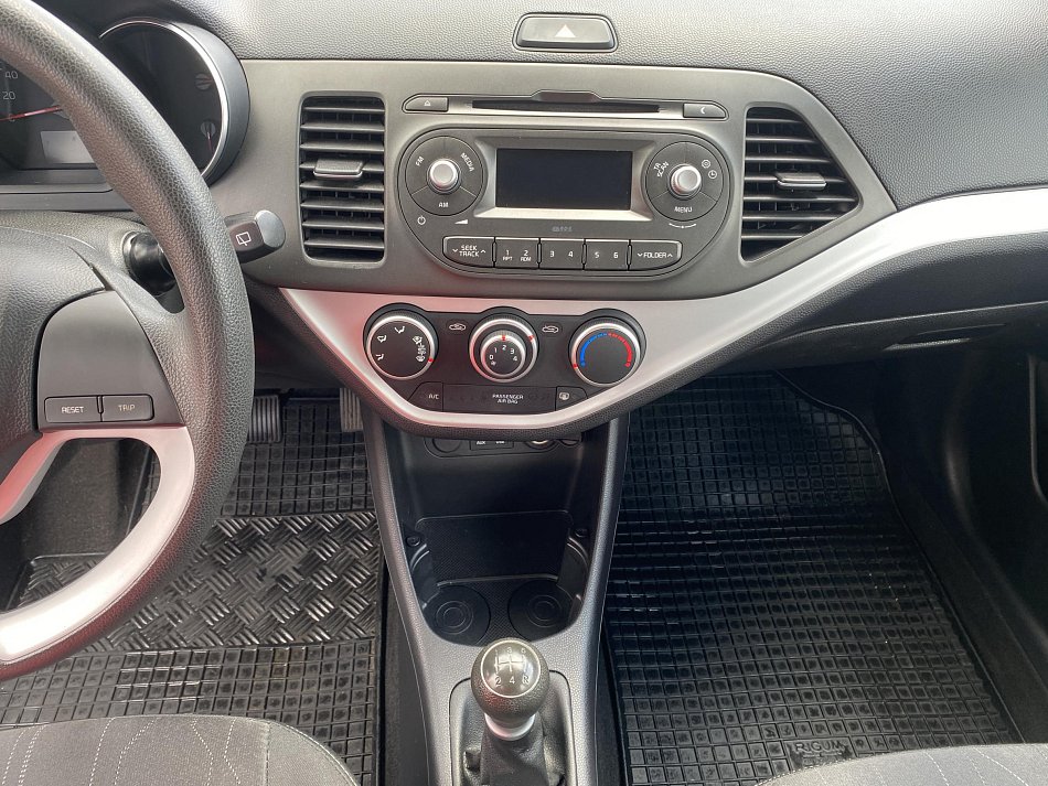 Kia Picanto 1.0i 