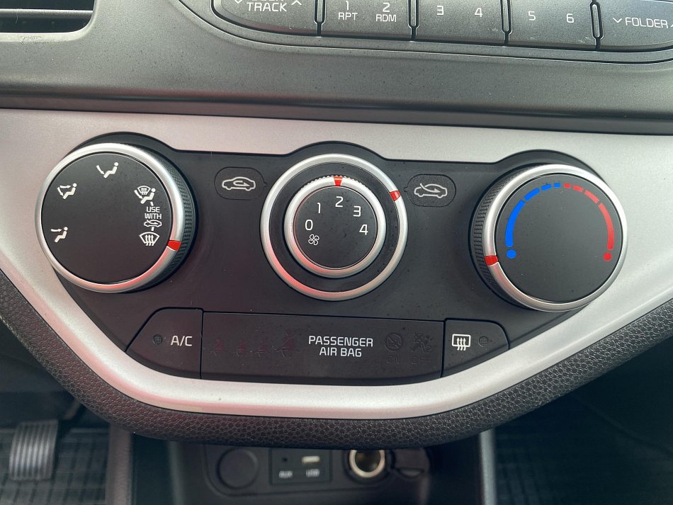 Kia Picanto 1.0i 