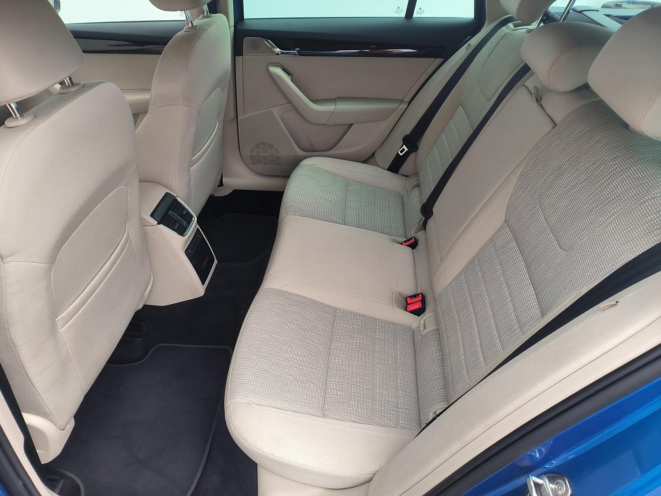 Škoda Octavia III 2.0TDi  4x4
