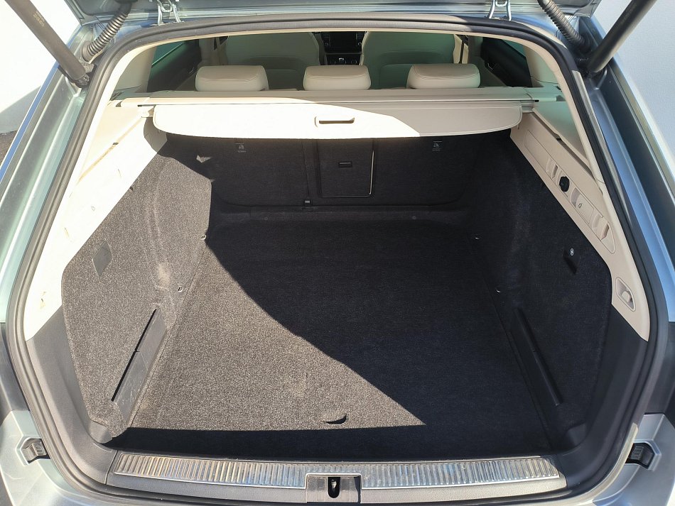 Škoda Superb III 2.0 TDI L&K