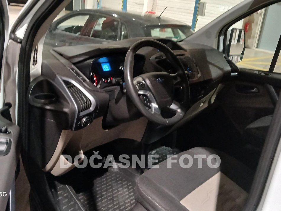 Ford Tourneo Custom 2.2 