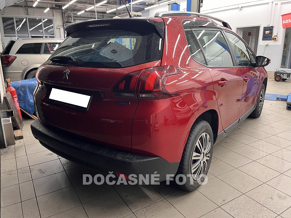 Peugeot 2008 1.2i GT Line