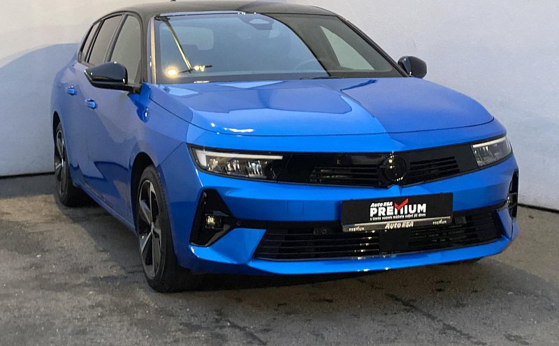 Opel Astra 1.2 i GS Line