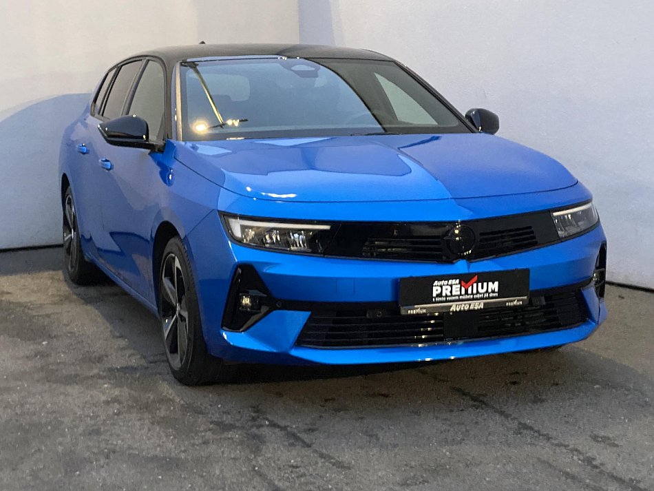 Opel Astra 1.2 i GS Line