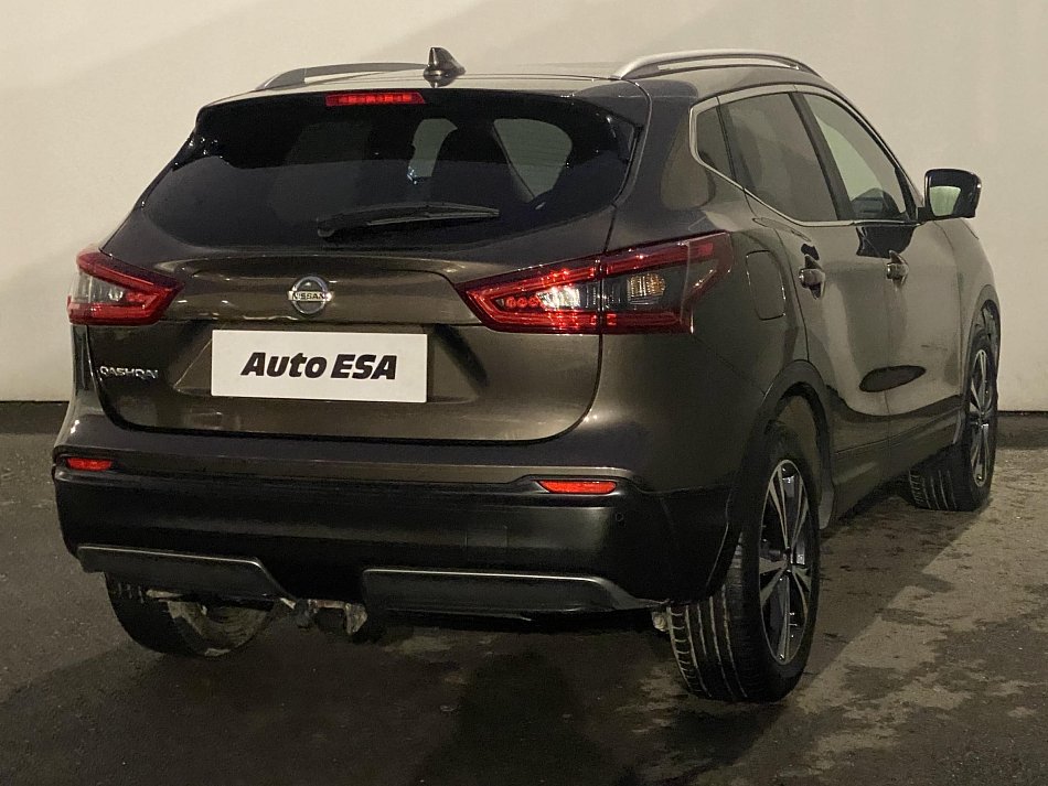 Nissan Qashqai 1.3 DiG-T N-Connecta
