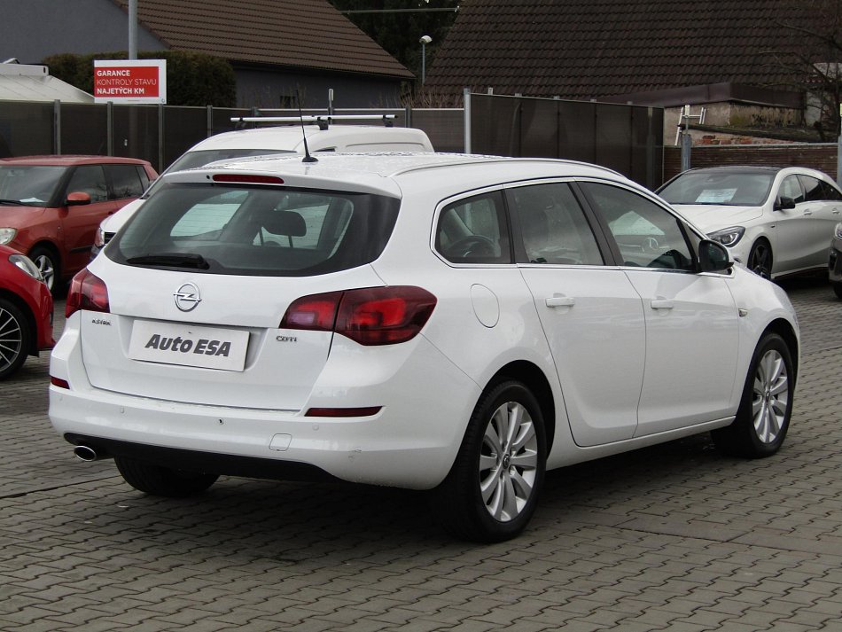 Opel Astra 2.0 CDTi 