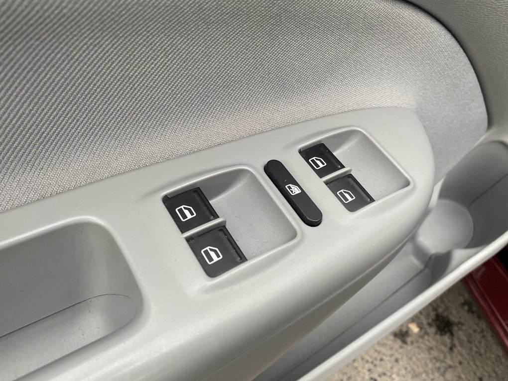 Škoda Octavia II 1.6 TDi Ambition