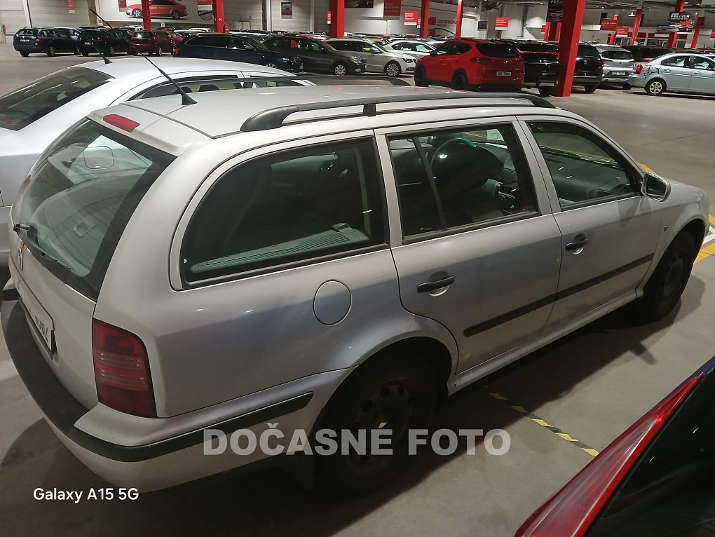 Škoda Octavia 1.6i 