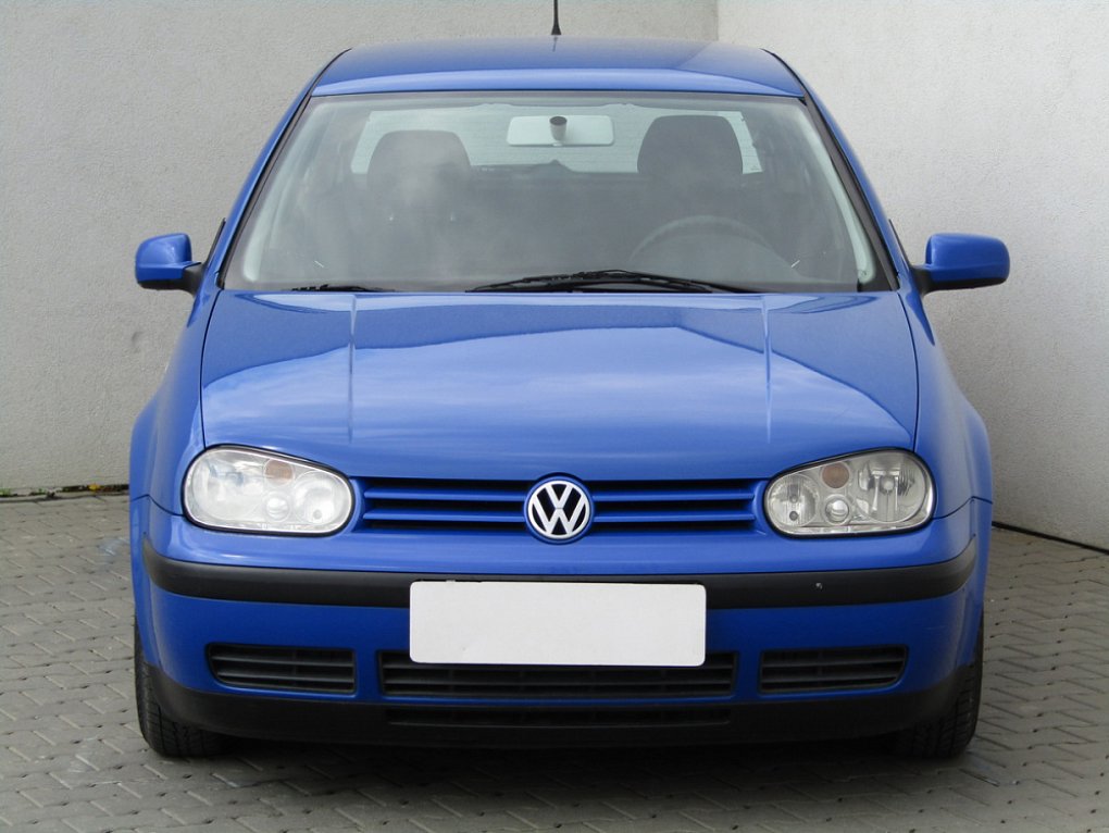 Volkswagen Golf 2.0 TDi 