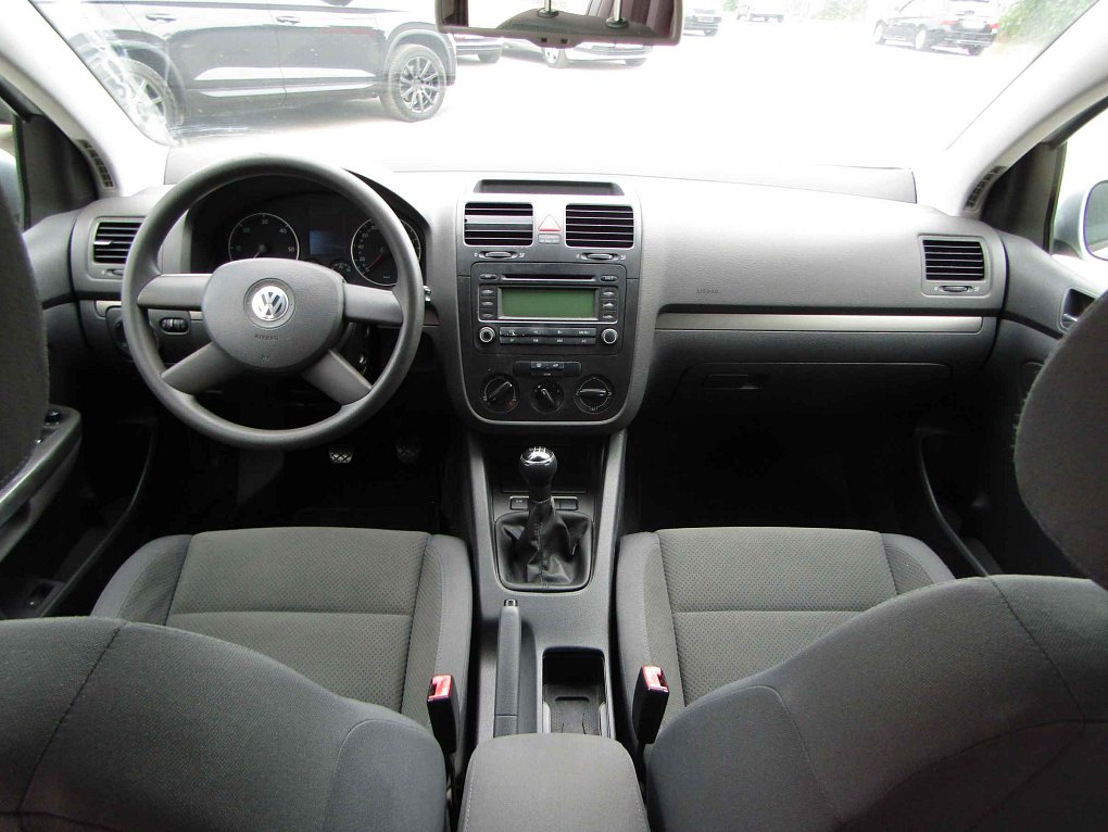 Volkswagen Golf 2.0 TDi 