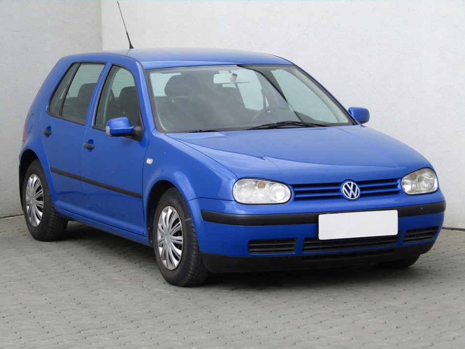 Volkswagen Golf 2.0 TDi 