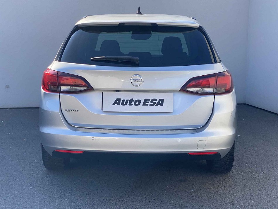 Opel Astra 1.4 T Edition