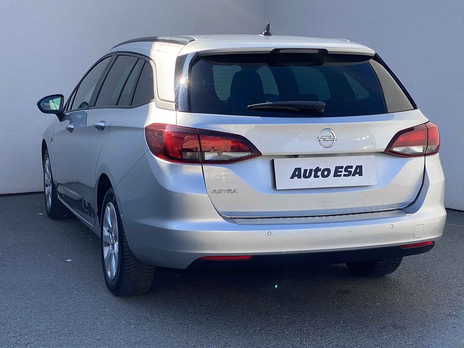 Opel Astra 1.4 T Edition